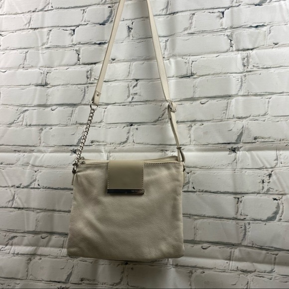 The Trend genuine‎ leather crossbody - Picture 2 of 14